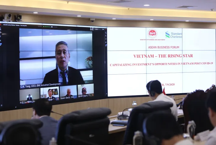 Việt Nam: Ngôi sao đang lên thu hút đầu tư nước ngoài - Ảnh 1. Việt Nam: Ngôi sao đang lên thu hút đầu tư nước ngoài - Ảnh 1.