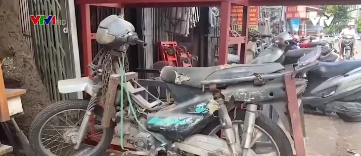 Hà Nội dự kiến hỗ trợ đo khí thải và đổi xe máy cũ trên 18 năm tuổi - Ảnh 1. Hà Nội dự kiến hỗ trợ đo khí thải và đổi xe máy cũ trên 18 năm tuổi - Ảnh 1.