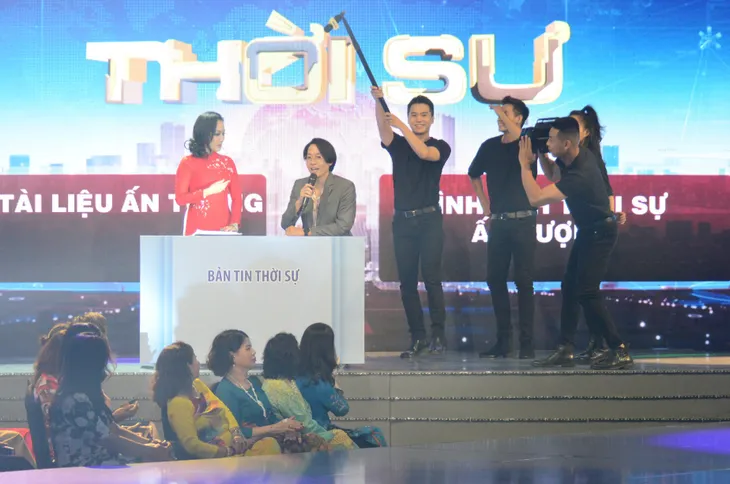 BTV Thời sự, Ai là triệu phú và dàn MC hòa ca tại VTV Awards 2020 - Ảnh 1. BTV Thời sự, Ai là triệu phú và dàn MC hòa ca tại VTV Awards 2020 - Ảnh 1.