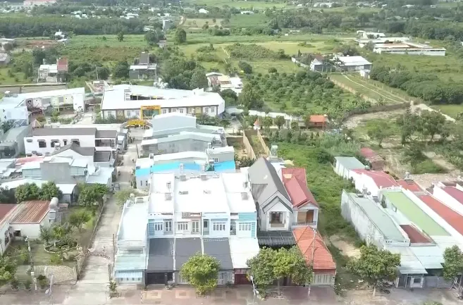 Thản nhiên biến đất nông nghiệp thành đất ở, trách nhiệm ở ai? - Ảnh 1. Thản nhiên biến đất nông nghiệp thành đất ở, trách nhiệm ở ai? - Ảnh 1.