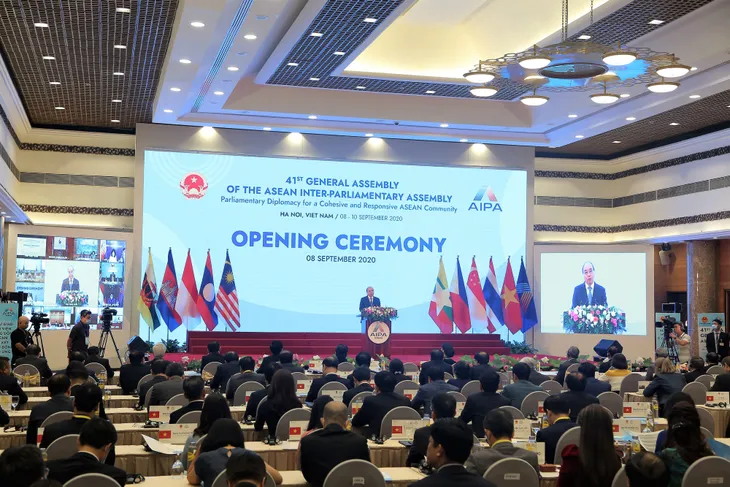 Thủ tướng: Qua mỗi lần thử thách, ASEAN lại thêm bản lĩnh, trưởng thành, tự cường và vững vàng hơn - Ảnh 1. Thủ tướng: Qua mỗi lần thử thách, ASEAN lại thêm bản lĩnh, trưởng thành, tự cường và vững vàng hơn - Ảnh 1.