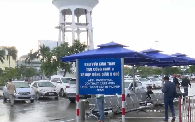 Tổ chức lại quản lý, khai thác taxi tại cảng hàng không quốc tế Đà Nẵng - Ảnh 1. Tổ chức lại quản lý, khai thác taxi tại cảng hàng không quốc tế Đà Nẵng - Ảnh 1.