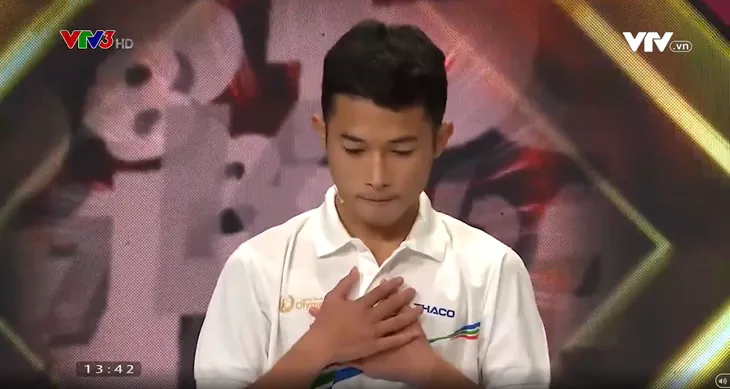 Giằng co điểm với nam sinh Hà Nội, chàng trai Quảng Trị giành vòng nguyệt quế - Ảnh 2.