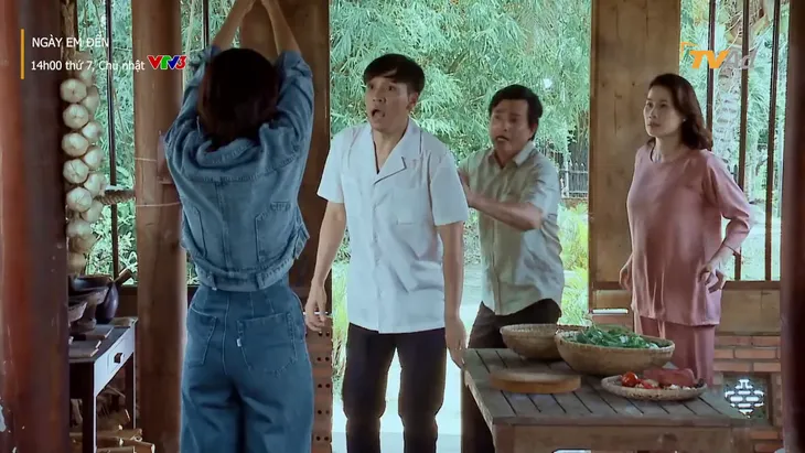 Ngày em đến - Tập 10: Đỡ nhát kiếm cho vợ, Tài có khiến Trà rung động mà ở lại? - Ảnh 2. Ngày em đến - Tập 10: Đỡ nhát kiếm cho vợ, Tài có khiến Trà rung động mà ở lại? - Ảnh 2.