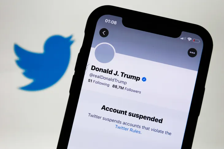Twitter cấm cửa vĩnh viễn ông Trump: Sẽ có cuộc chấn chỉnh với các ông lớn công nghệ? - Ảnh 1. Twitter cấm cửa vĩnh viễn ông Trump: Sẽ có cuộc chấn chỉnh với các ông lớn công nghệ? - Ảnh 1.