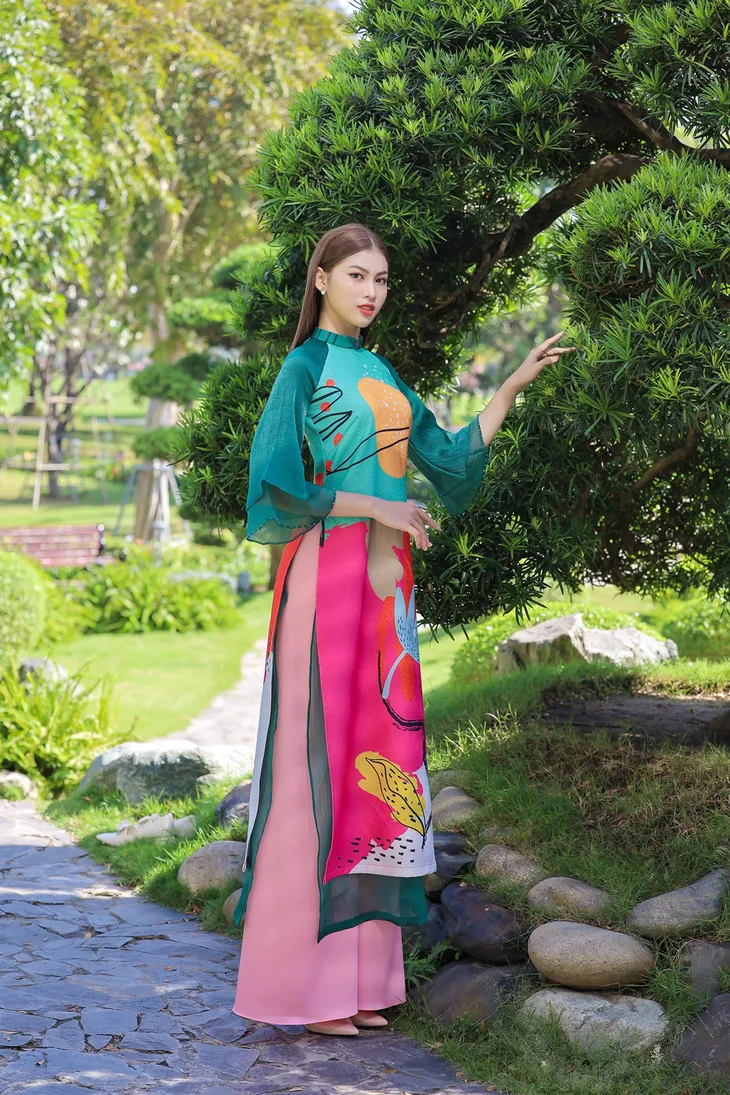 Á hậu Phương Anh, Ngọc Thảo gợi ý diện áo dài Tết nhiều màu - Ảnh 7. Á hậu Phương Anh, Ngọc Thảo gợi ý diện áo dài Tết nhiều màu - Ảnh 7.