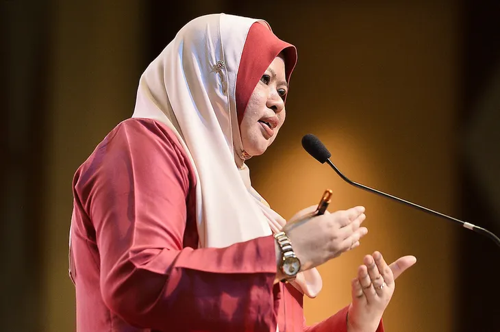 Hai Bộ trưởng dương tính, toàn bộ Nội các Malaysia phải đi xét nghiệm - Ảnh 1. Hai Bộ trưởng dương tính, toàn bộ Nội các Malaysia phải đi xét nghiệm - Ảnh 1.