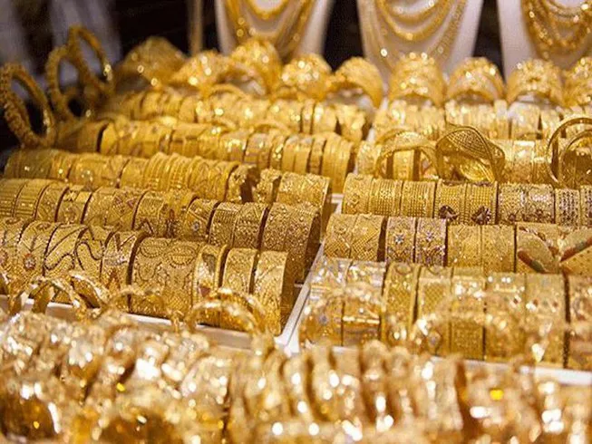 Giá vàng liên tục biến động, có nên tiếp tục đầu tư vào vàng? - Ảnh 1. Giá vàng liên tục biến động, có nên tiếp tục đầu tư vào vàng? - Ảnh 1.