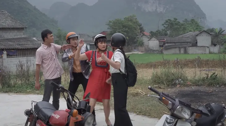 Hướng dương ngược nắng - Tập 14: Minh khốn khổ lo mẹ sập bẫy phi công, Trí điếng người nhận cái tát trời giáng - Ảnh 3. Hướng dương ngược nắng - Tập 14: Minh khốn khổ lo mẹ sập bẫy phi công, Trí điếng người nhận cái tát trời giáng - Ảnh 3.