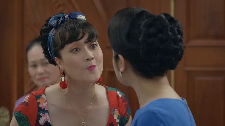 Hướng dương ngược nắng - Tập 14: Minh khốn khổ lo mẹ sập bẫy phi công, Trí điếng người nhận cái tát trời giáng - Ảnh 8. Hướng dương ngược nắng - Tập 14: Minh khốn khổ lo mẹ sập bẫy phi công, Trí điếng người nhận cái tát trời giáng - Ảnh 8.