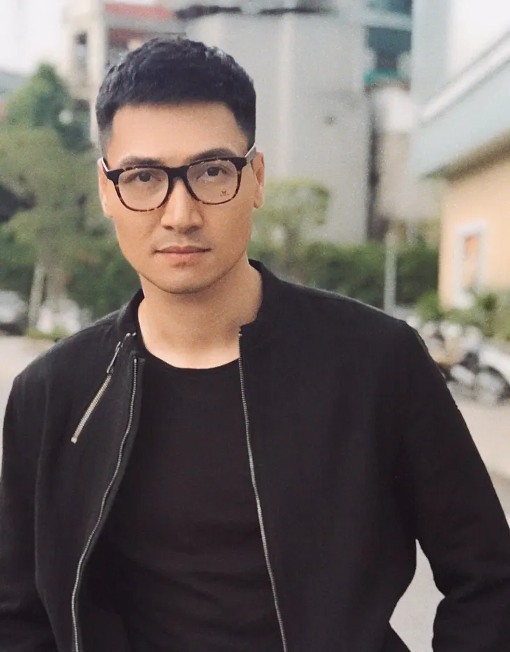 Mạnh Trường tiếc nuối khi sắp chia tay đoàn phim Hồ sơ cá sấu - Ảnh 4. Mạnh Trường tiếc nuối khi sắp chia tay đoàn phim Hồ sơ cá sấu - Ảnh 4.