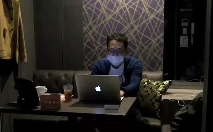 Gia tăng nhu cầu về không gian làm việc, các quán karaoke tại Nhật Bản “ăn nên làm ra” trong mùa dịch - Ảnh 1. Gia tăng nhu cầu về không gian làm việc, các quán karaoke tại Nhật Bản “ăn nên làm ra” trong mùa dịch - Ảnh 1.