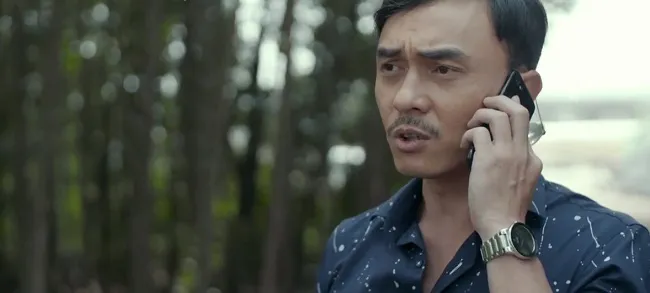 Hồ sơ cá sấu - Tập 17: Gia đình Hải (Mạnh Trường) suýt bị chôn sống, Tuấn mỏ (Hoàng Hải) trúng bẫy - Ảnh 4. Hồ sơ cá sấu - Tập 17: Gia đình Hải (Mạnh Trường) suýt bị chôn sống, Tuấn mỏ (Hoàng Hải) trúng bẫy - Ảnh 4.