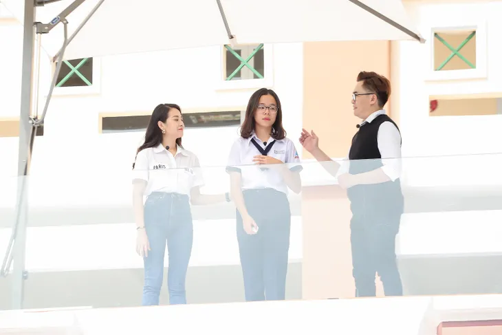 Han Sara hát Tớ thích cậu cỗ vũ nam sinh tỏ tình, Lê Lộc tiết lộ bí mật động thời đi học - Ảnh 5. Han Sara hát Tớ thích cậu cỗ vũ nam sinh tỏ tình, Lê Lộc tiết lộ bí mật động thời đi học - Ảnh 5.