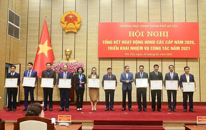 Hà Nội vượt qua khó khăn đạt kết quả toàn diện, vượt bậc trong phát triển kinh tế-xã hội - Ảnh 5. Hà Nội vượt qua khó khăn đạt kết quả toàn diện, vượt bậc trong phát triển kinh tế-xã hội - Ảnh 5.