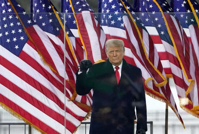 Các “ông lớn” mạng xã hội “bao vây” Tổng thống Trump sau vụ bạo loạn - Ảnh 1. Các “ông lớn” mạng xã hội “bao vây” Tổng thống Trump sau vụ bạo loạn - Ảnh 1.