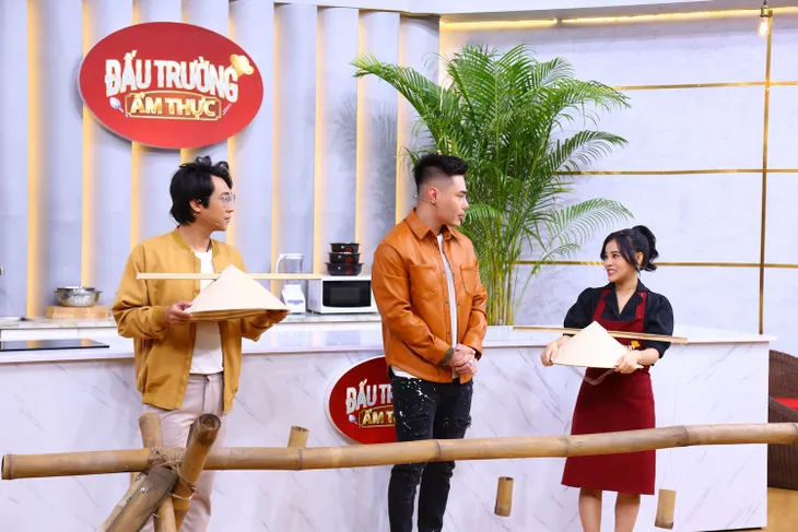 Lê Dương Bảo Lâm phản ứng với chiến thắng gây tranh cãi của Cẩm Hò tại Đấu trường ẩm thực - Ảnh 2. Lê Dương Bảo Lâm phản ứng với chiến thắng gây tranh cãi của Cẩm Hò tại Đấu trường ẩm thực - Ảnh 2.
