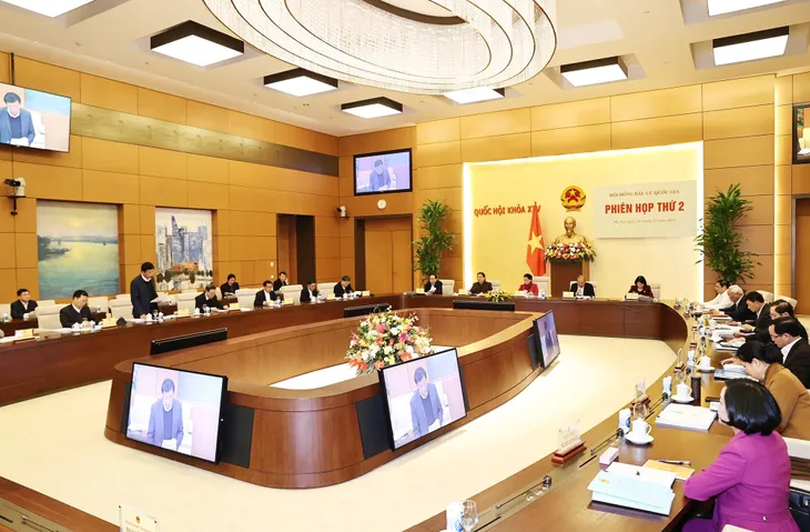 Chủ tịch Quốc hội chủ trì Phiên họp thứ 2 Hội đồng bầu cử Quốc gia - Ảnh 4. Chủ tịch Quốc hội chủ trì Phiên họp thứ 2 Hội đồng bầu cử Quốc gia - Ảnh 4.