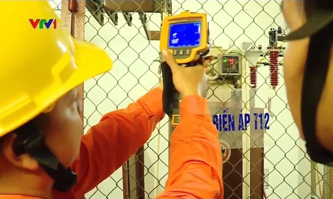 Hà Nội đảm bảo điện phục vụ Đại hội Đảng lần thứ XIII - Ảnh 2. Hà Nội đảm bảo điện phục vụ Đại hội Đảng lần thứ XIII - Ảnh 2.