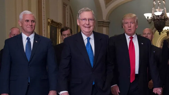 Cách “chào tạm biệt” Nhà Trắng của ông Trump có gì đặc biệt? - Ảnh 2. Cách “chào tạm biệt” Nhà Trắng của ông Trump có gì đặc biệt? - Ảnh 2.