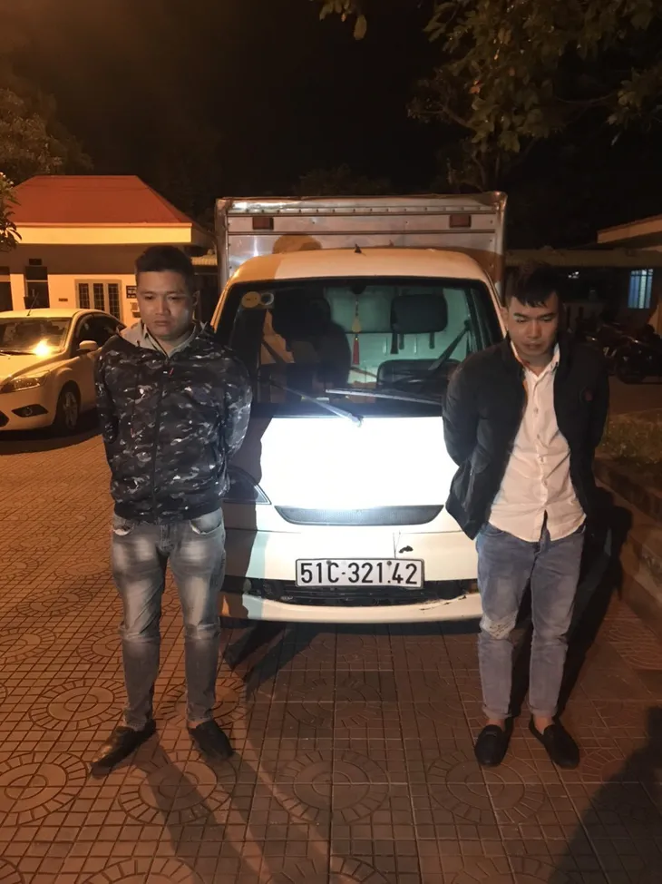 Khởi tố, bắt tạm giam 2 đối tượng lừa đảo liên tỉnh - Ảnh 1. Khởi tố, bắt tạm giam 2 đối tượng lừa đảo liên tỉnh - Ảnh 1.