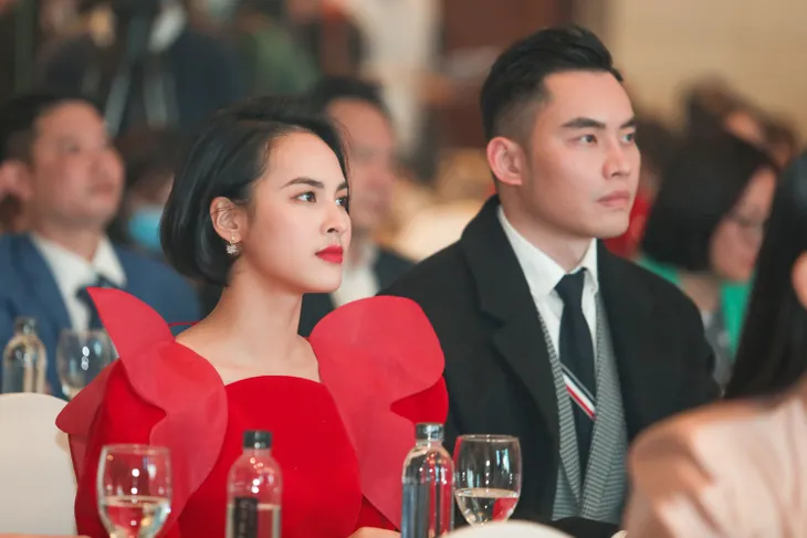 BTV Thu Hương và dàn MC rạng rỡ tại lễ công bố Hệ sinh thái VTV Sức khỏe - Ảnh 10. BTV Thu Hương và dàn MC rạng rỡ tại lễ công bố Hệ sinh thái VTV Sức khỏe - Ảnh 10.
