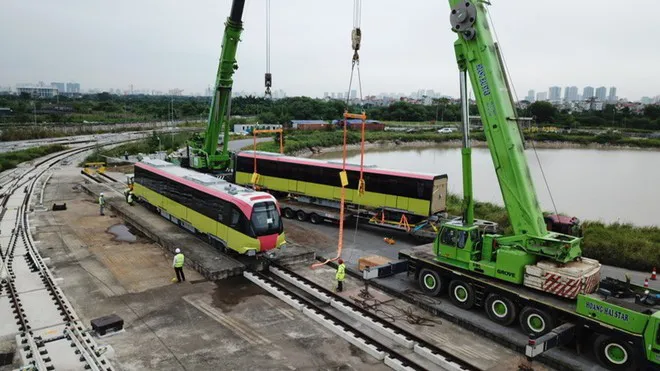 Người dân Thủ đô có 2 ngày khám phá tàu metro Nhổn - ga Hà Nội - Ảnh 1. Người dân Thủ đô có 2 ngày khám phá tàu metro Nhổn - ga Hà Nội - Ảnh 1.