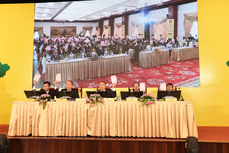 Tập đoàn Hoa Sen đặt kế hoạch lãi 1.500 tỷ đồng niên độ tài chính 2020 - 2021 - Ảnh 1. Tập đoàn Hoa Sen đặt kế hoạch lãi 1.500 tỷ đồng niên độ tài chính 2020 - 2021 - Ảnh 1.