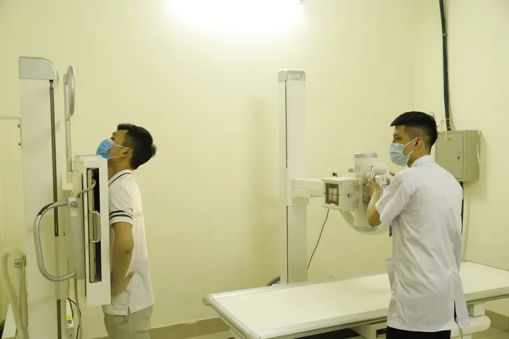 Hơn 23.000 người tử vong do ung thư phổi: Những triệu chứng không thể bỏ qua - Ảnh 1. Hơn 23.000 người tử vong do ung thư phổi: Những triệu chứng không thể bỏ qua - Ảnh 1.