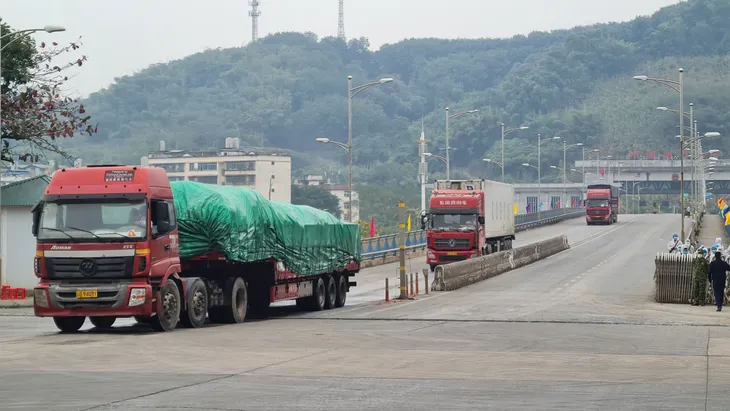 Trung Quốc siết chặt quy định với hàng nhập khẩu - Ảnh 1. Trung Quốc siết chặt quy định với hàng nhập khẩu - Ảnh 1.