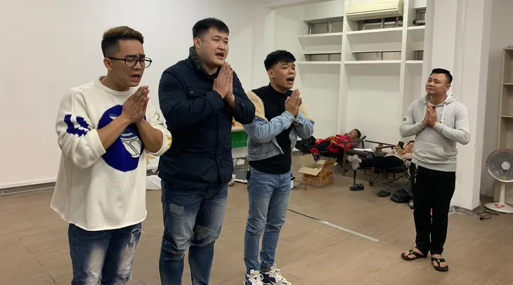 Các Táo chạy nước rút cho buổi ghi hình Táo quân - Ảnh 2. Các Táo chạy nước rút cho buổi ghi hình Táo quân - Ảnh 2.