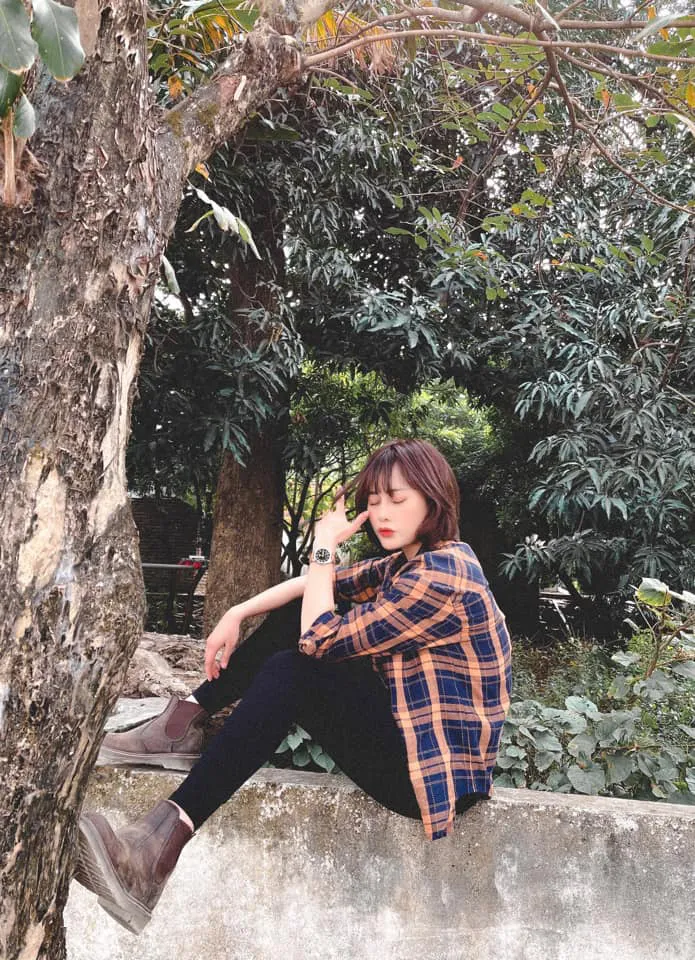 Phương Oanh mang hơi hướng nam tính trong phim mới - Ảnh 2. Phương Oanh mang hơi hướng nam tính trong phim mới - Ảnh 2.