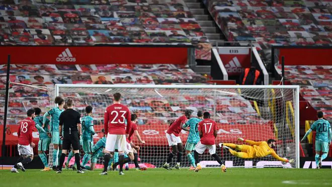 Manchester United 3-2 Liverpool: Mưa bàn thắng trên sân Old Trafford (Vòng 4 FA Cup) - Ảnh 7. Manchester United 3-2 Liverpool: Mưa bàn thắng trên sân Old Trafford (Vòng 4 FA Cup) - Ảnh 7.