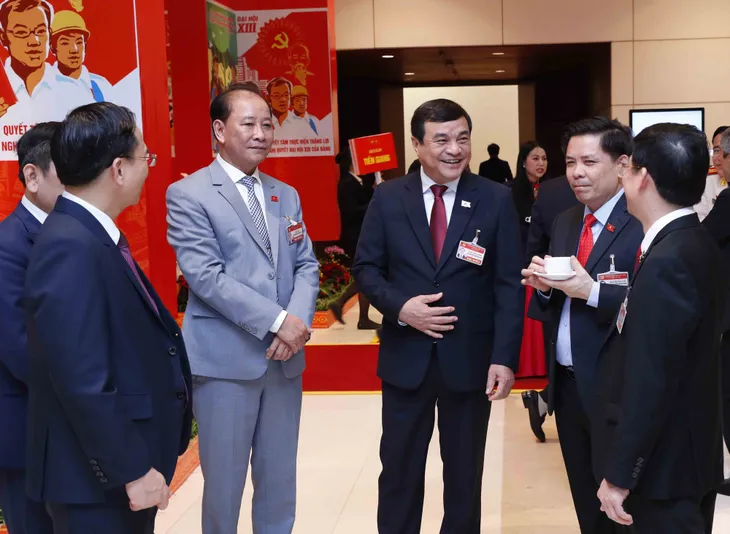Tổng Bí thư, Chủ tịch nước Nguyễn Phú Trọng dự phiên họp trù bị Đại hội XIII của Đảng - Ảnh 11. Tổng Bí thư, Chủ tịch nước Nguyễn Phú Trọng dự phiên họp trù bị Đại hội XIII của Đảng - Ảnh 11.
