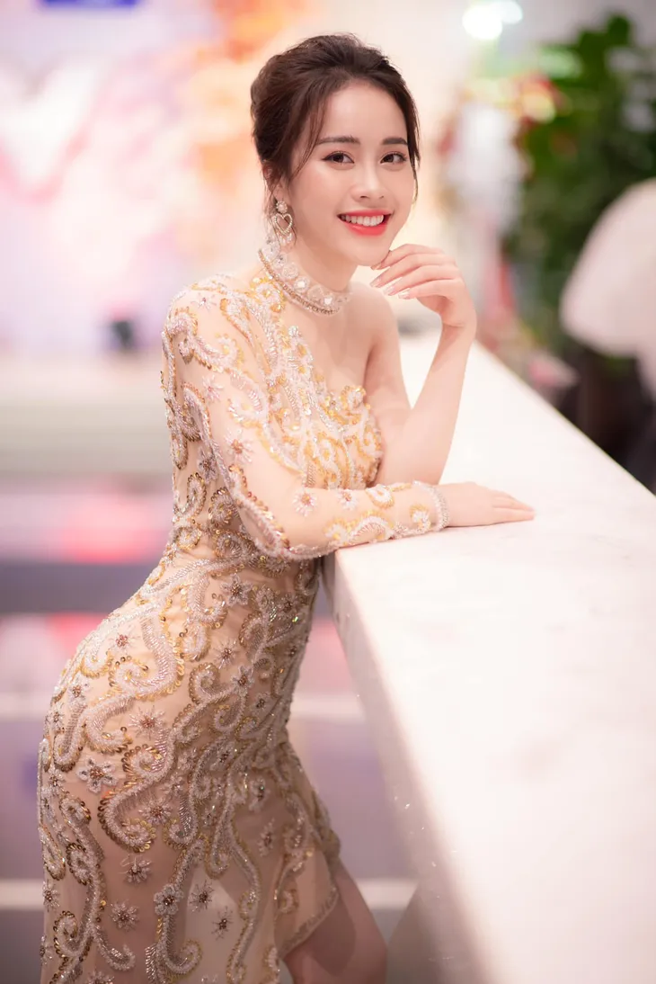 Hé lộ nữ chính khiến dàn trai đẹp mê đắm trong phim Yêu hơn cả bầu trời - Ảnh 9. Hé lộ nữ chính khiến dàn trai đẹp mê đắm trong phim Yêu hơn cả bầu trời - Ảnh 9.
