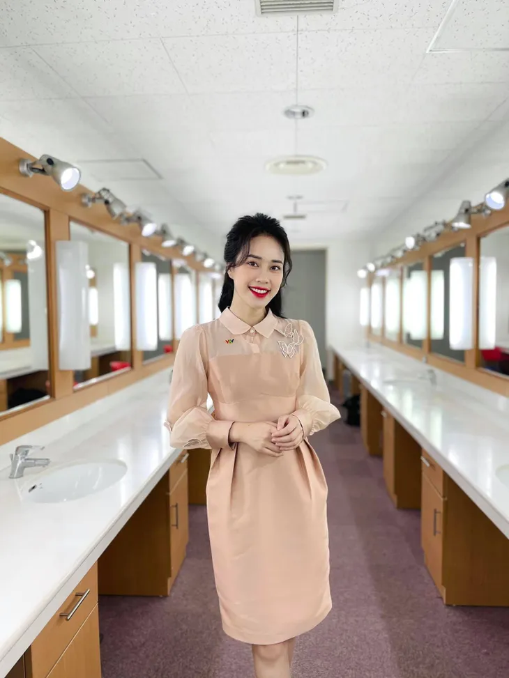 Hé lộ nữ chính khiến dàn trai đẹp mê đắm trong phim Yêu hơn cả bầu trời - Ảnh 5. Hé lộ nữ chính khiến dàn trai đẹp mê đắm trong phim Yêu hơn cả bầu trời - Ảnh 5.