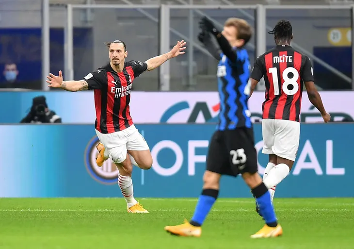 Inter Milan 2-1 AC Milan: Chiếc thẻ đỏ tai hại của Ibrahimovic - Ảnh 1. Inter Milan 2-1 AC Milan: Chiếc thẻ đỏ tai hại của Ibrahimovic - Ảnh 1.