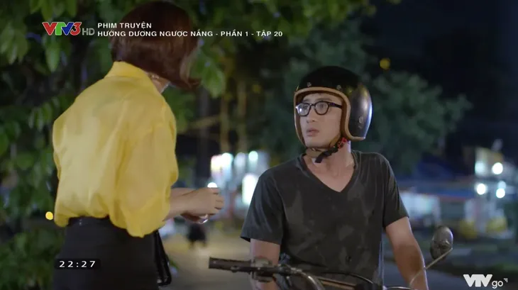 Hướng dương ngược nắng - Tập 20: Hèn yếu đủ rồi, đã đến lúc Minh về Cao Dược đối đầu bà Bạch Cúc - Ảnh 13. Hướng dương ngược nắng - Tập 20: Hèn yếu đủ rồi, đã đến lúc Minh về Cao Dược đối đầu bà Bạch Cúc - Ảnh 13.