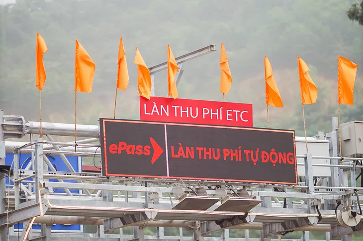 Thu phí BOT đường bộ năm 2020 đạt hơn 12.000 tỷ đồng - Ảnh 1. Thu phí BOT đường bộ năm 2020 đạt hơn 12.000 tỷ đồng - Ảnh 1.