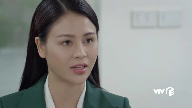 Hướng dương ngược nắng - Tập 21: Chị em Minh hiên ngang bước vào Cao Dược, bà Bạch Cúc đã tính sẵn cách trị - Ảnh 16. Hướng dương ngược nắng - Tập 21: Chị em Minh hiên ngang bước vào Cao Dược, bà Bạch Cúc đã tính sẵn cách trị - Ảnh 16.