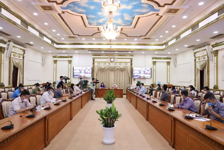 TP Hồ Chí Minh tăng cường các biện pháp “chặn” nguy cơ dịch bệnh xâm nhập - Ảnh 2. TP Hồ Chí Minh tăng cường các biện pháp “chặn” nguy cơ dịch bệnh xâm nhập - Ảnh 2.