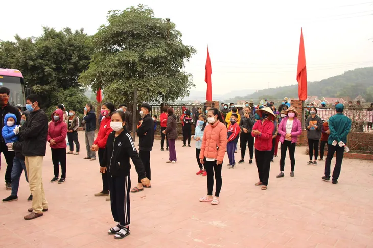 Hôm nay (30/1): Tiến hành lấy 5.000 mẫu xét nghiệm tại tâm dịch Chí Linh - Ảnh 3. Hôm nay (30/1): Tiến hành lấy 5.000 mẫu xét nghiệm tại tâm dịch Chí Linh - Ảnh 3.
