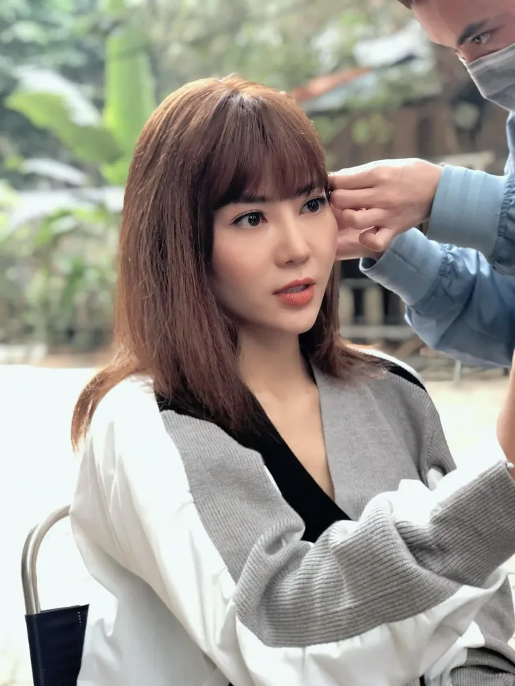 Thanh Hương, Huyền Thạch nhí nhố hậu trường phim Mùa hoa tìm lại - Ảnh 7. Thanh Hương, Huyền Thạch nhí nhố hậu trường phim Mùa hoa tìm lại - Ảnh 7.