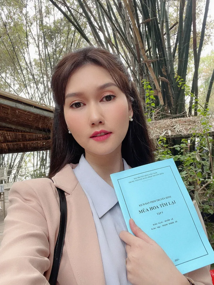 Lộ diện dàn diễn viên phim Mùa hoa tìm lại - Ảnh 7. Lộ diện dàn diễn viên phim Mùa hoa tìm lại - Ảnh 7.