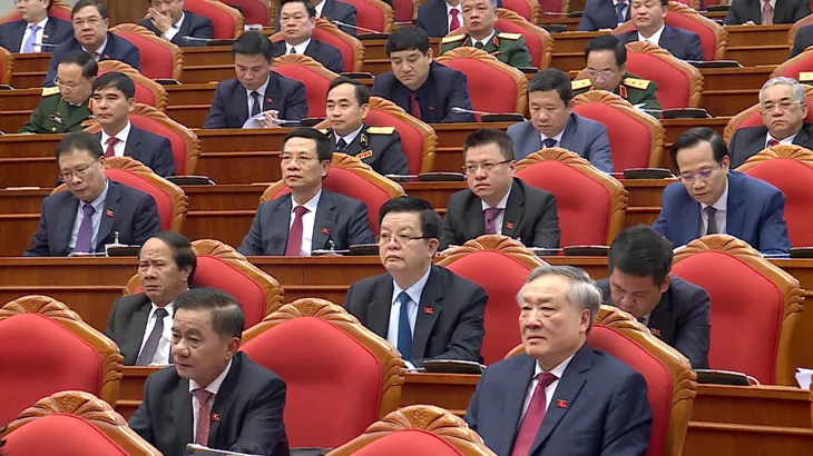 Hội nghị lần thứ nhất Ban Chấp hành Trung ương Đảng khóa XIII - Ảnh 12. Hội nghị lần thứ nhất Ban Chấp hành Trung ương Đảng khóa XIII - Ảnh 12.