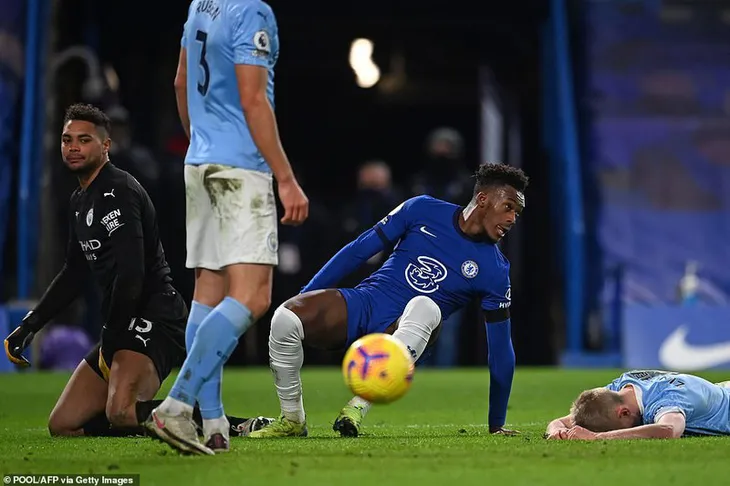 Chelsea 1-3 Man City: Áp lực đè nặng lên thầy trò HLV Lampard - Ảnh 4. Chelsea 1-3 Man City: Áp lực đè nặng lên thầy trò HLV Lampard - Ảnh 4.