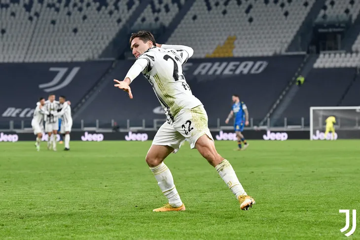 Juventus 4-1 Udinese: Show diễn của Ronaldo! - Ảnh 2. Juventus 4-1 Udinese: Show diễn của Ronaldo! - Ảnh 2.