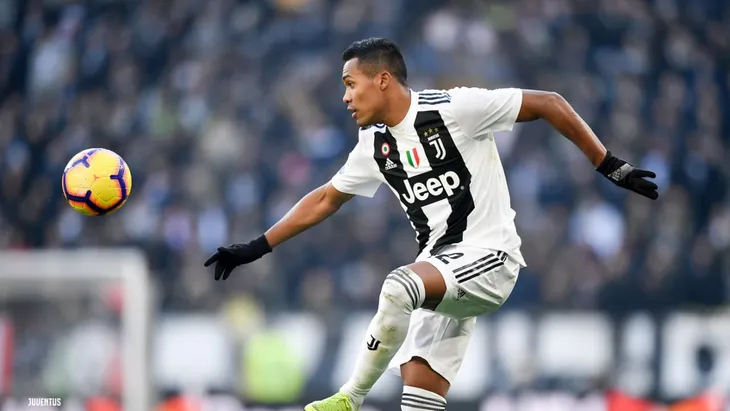 Thêm 1 cầu thủ Juventus nhiễm COVID-19 - Ảnh 1. Thêm 1 cầu thủ Juventus nhiễm COVID-19 - Ảnh 1.