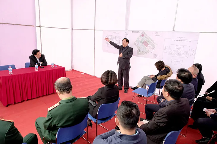 Bộ trưởng Bộ Y tế kiểm tra công tác chuẩn bị diễn tập y tế phục vụ Đại hội Đảng XIII - Ảnh 2. Bộ trưởng Bộ Y tế kiểm tra công tác chuẩn bị diễn tập y tế phục vụ Đại hội Đảng XIII - Ảnh 2.