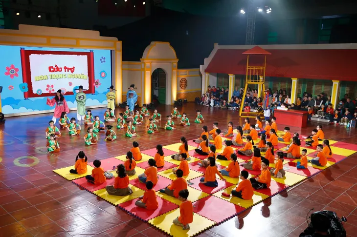 Huyền Lizzie cực nhí nhố trong chương trình Trạng nguyên nhí - Ảnh 6. Huyền Lizzie cực nhí nhố trong chương trình Trạng nguyên nhí - Ảnh 6.